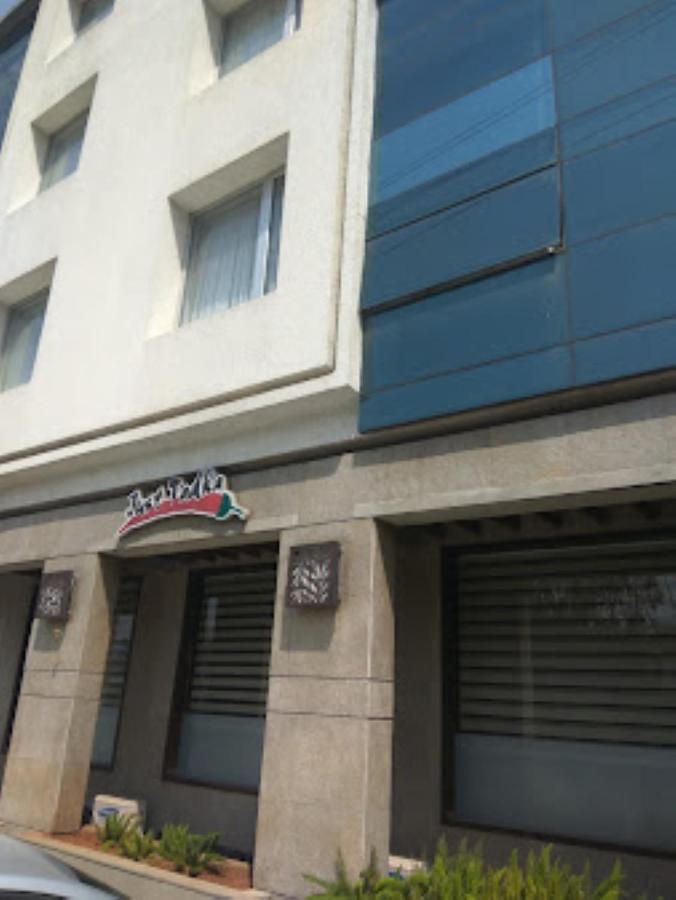 Hotel Sai Saya,Nashik Dış mekan fotoğraf